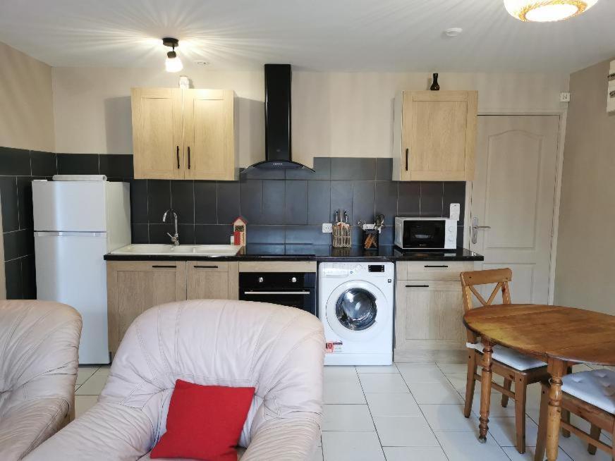 Bienvenue Chez Nous Apartment Ver-sur-Mer ภายนอก รูปภาพ